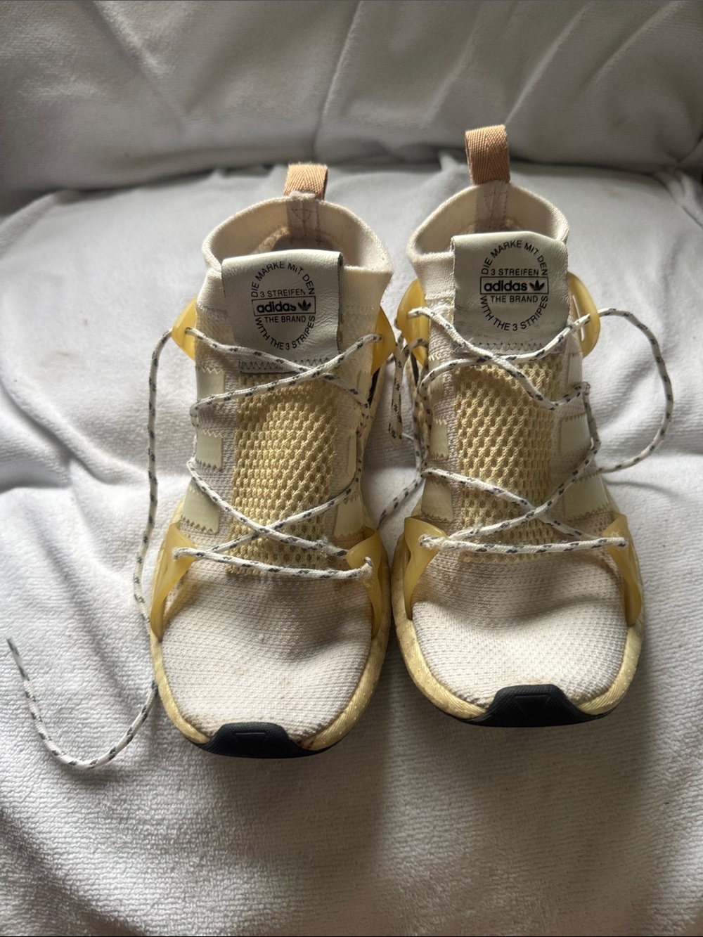 adidas Cream and Yellow Lightweight Trainers